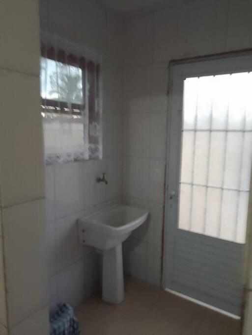 Lindo Sobrado No Condominio Бертиога Экстерьер фото